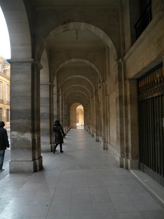  arcades rue de Vaugirard (niveau Sénat)